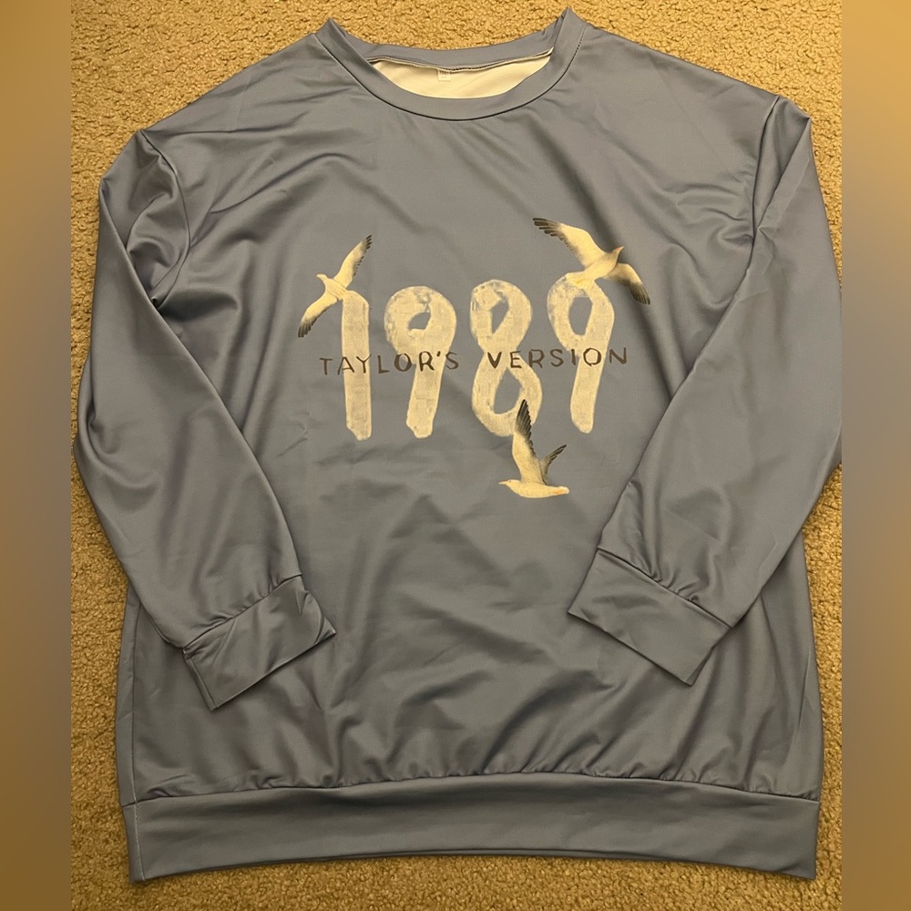 Taylor Swift 1989 crew neck long sleeve sweatshirt